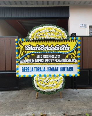Papan Bunga Duka di Poasia