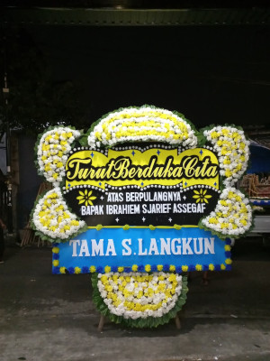Papan Bunga Duka di Poasia